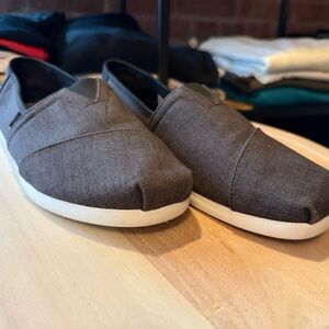 Toms - 11.5 Men's Slip-On Loafers